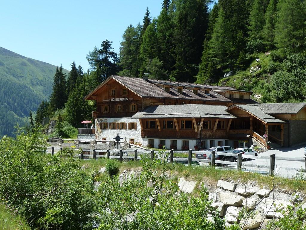 Отель Alpengasthof Lucknerhaus Кальс-ам-Гросглоккнер Экстерьер фото